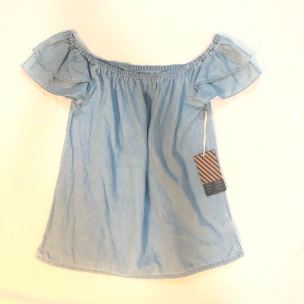 🔥NWT🔥 Cavalini Cold Shoulder Denim Chambray Top